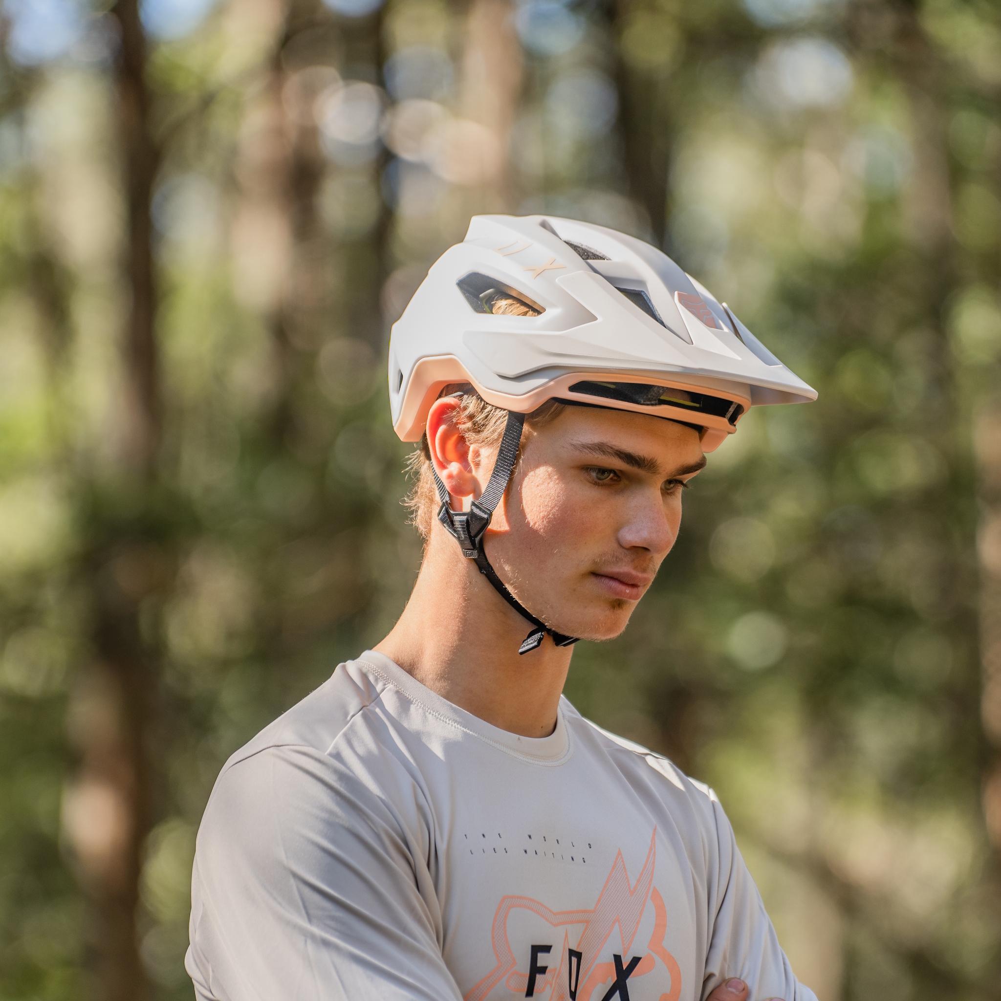 99 bikes mountain bike helmet Sidekick Jr. MIPS This helmet is perfect for young riders ready to hit the pump track or trailor even around the neighborhood 99 bikes mountain bike helmet