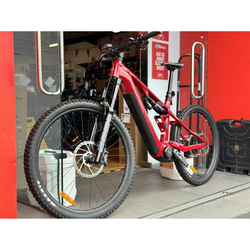 EX-DEMO Merida eOne-Eighty 700 Electric Enduro Bike 800Wh Battery Heritage Red/Brown (Large)