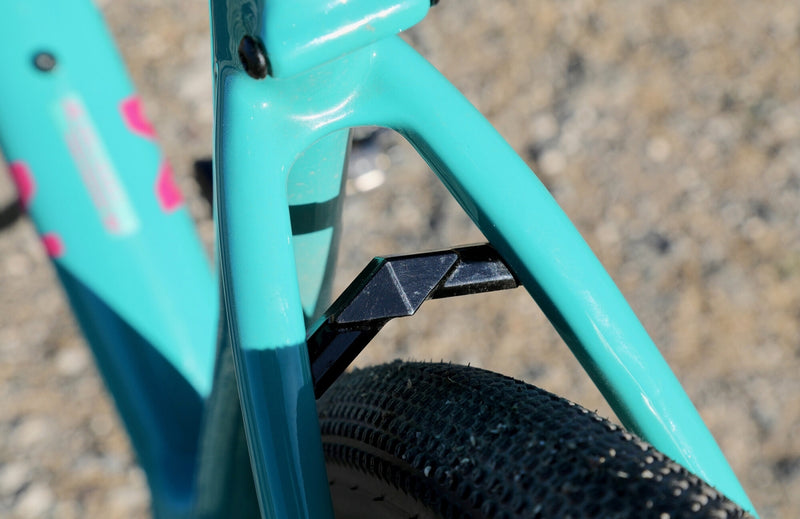 Marin Headlands 2 Gravel Bike Teal/Carbon/Magenta