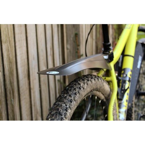 Mucky Nutz Guard Rear Fender Black