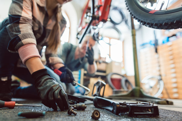 THE BEGINNER’S GUIDE TO BIKE MAINTENANCE AT HOME