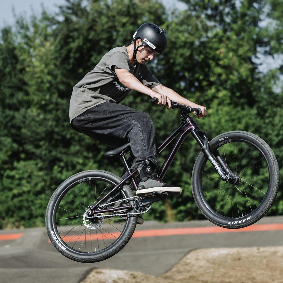Dirt Jump Mountain Bikes