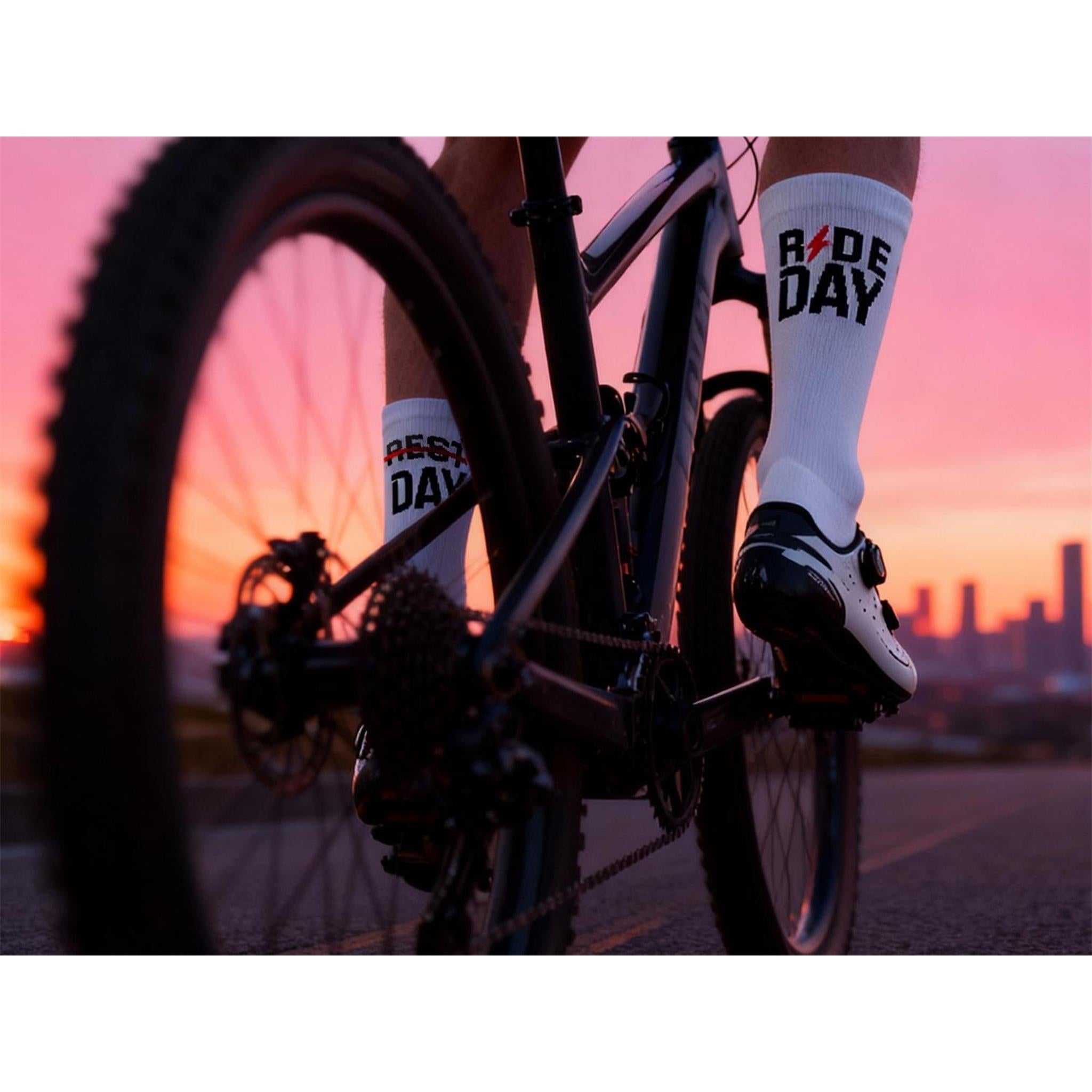 AMS Ride Day Road Long Socks White UNI 40-45cm
