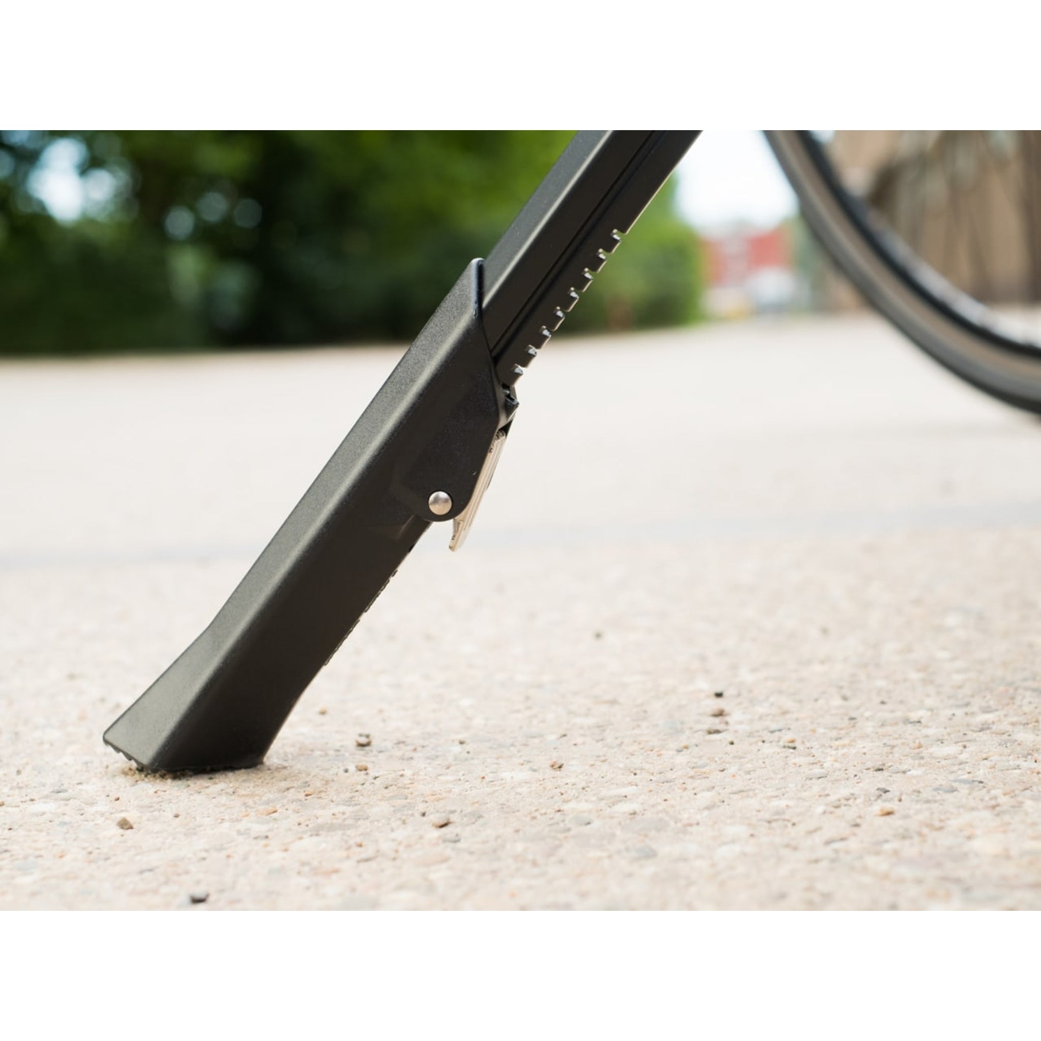 BBB UniKick Clamp Mount Kickstand 26-29" Black