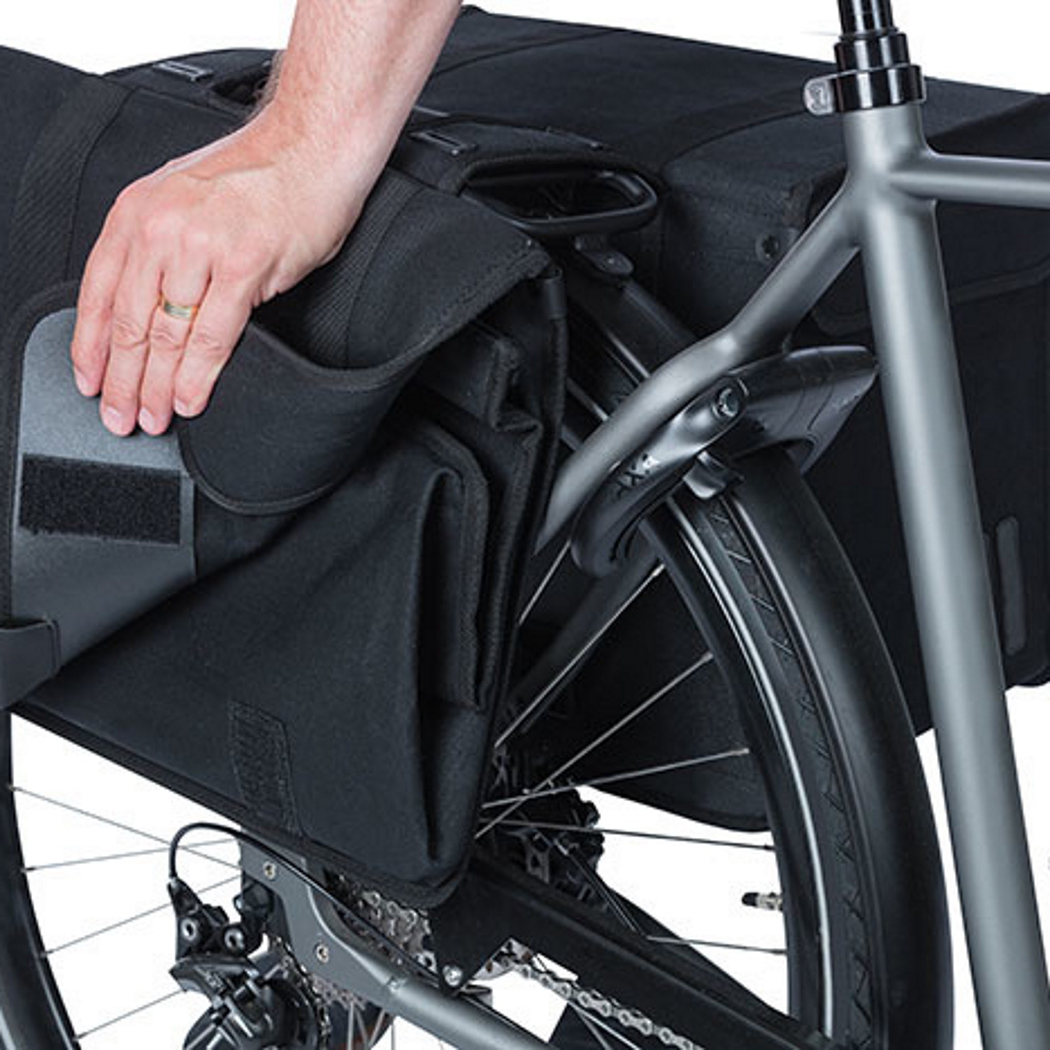 Basil Kavan Eco Classic 58L Double Bag Black