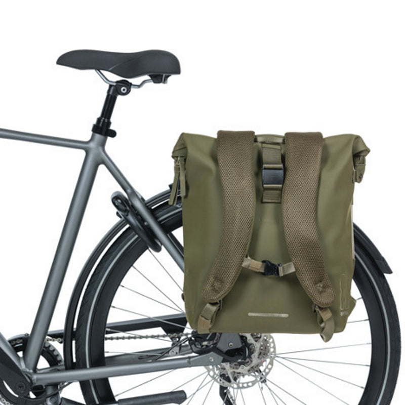 Basil Soho Bicycle Bag/Backpack With Led Light 17L Moss Green