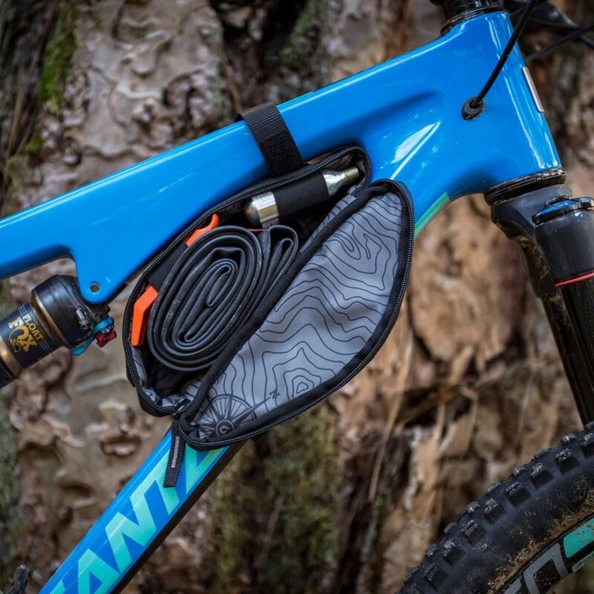Blackburn Outpost Corner Enduro Frame Bag 0.7L Black