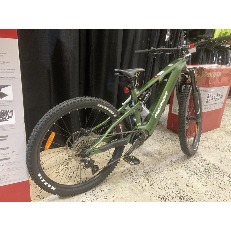 EX-DEMO Merida eOne-Sixty 675 Electric Enduro Bike Silk Fog Green/White (Small)