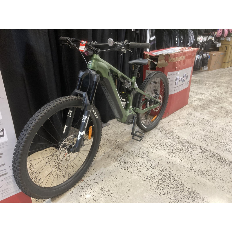 EX-DEMO Merida eOne-Sixty 675 Electric Enduro Bike Silk Fog Green/White (Small)