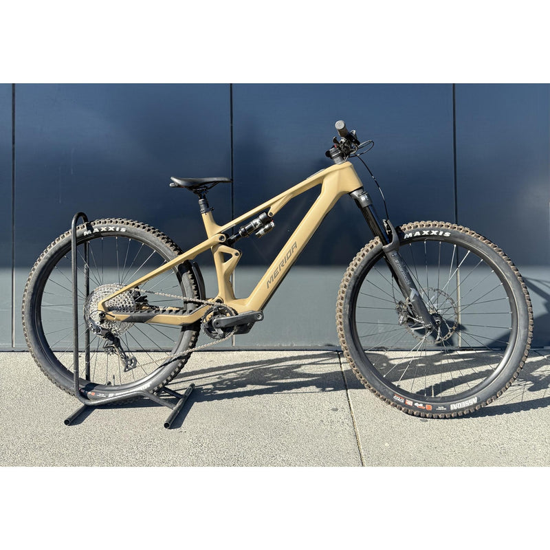 EX-DEMO Merida eOne-Sixty SL 6000 Electric Enduro Bike 400Wh Battery Silk River Clay/Gold (Large)
