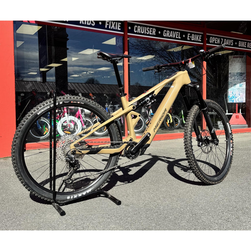 EX-DEMO Merida eOne-Sixty SL 6000 Electric Enduro Bike 400Wh Battery Silk River Clay/Gold (Medium)