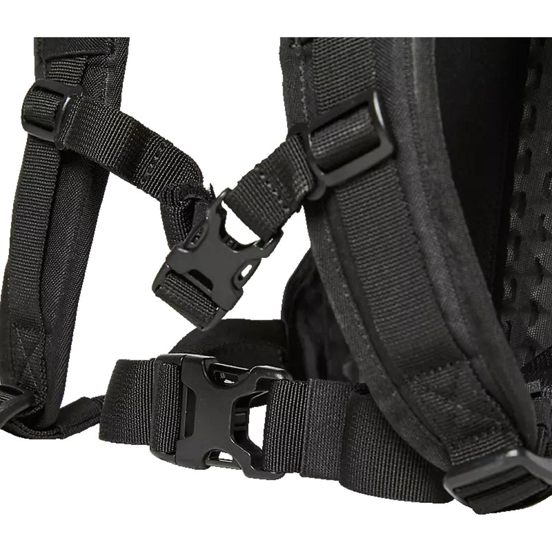 FOX Utility 6L Hydration Pack (2L Reservoir) Black