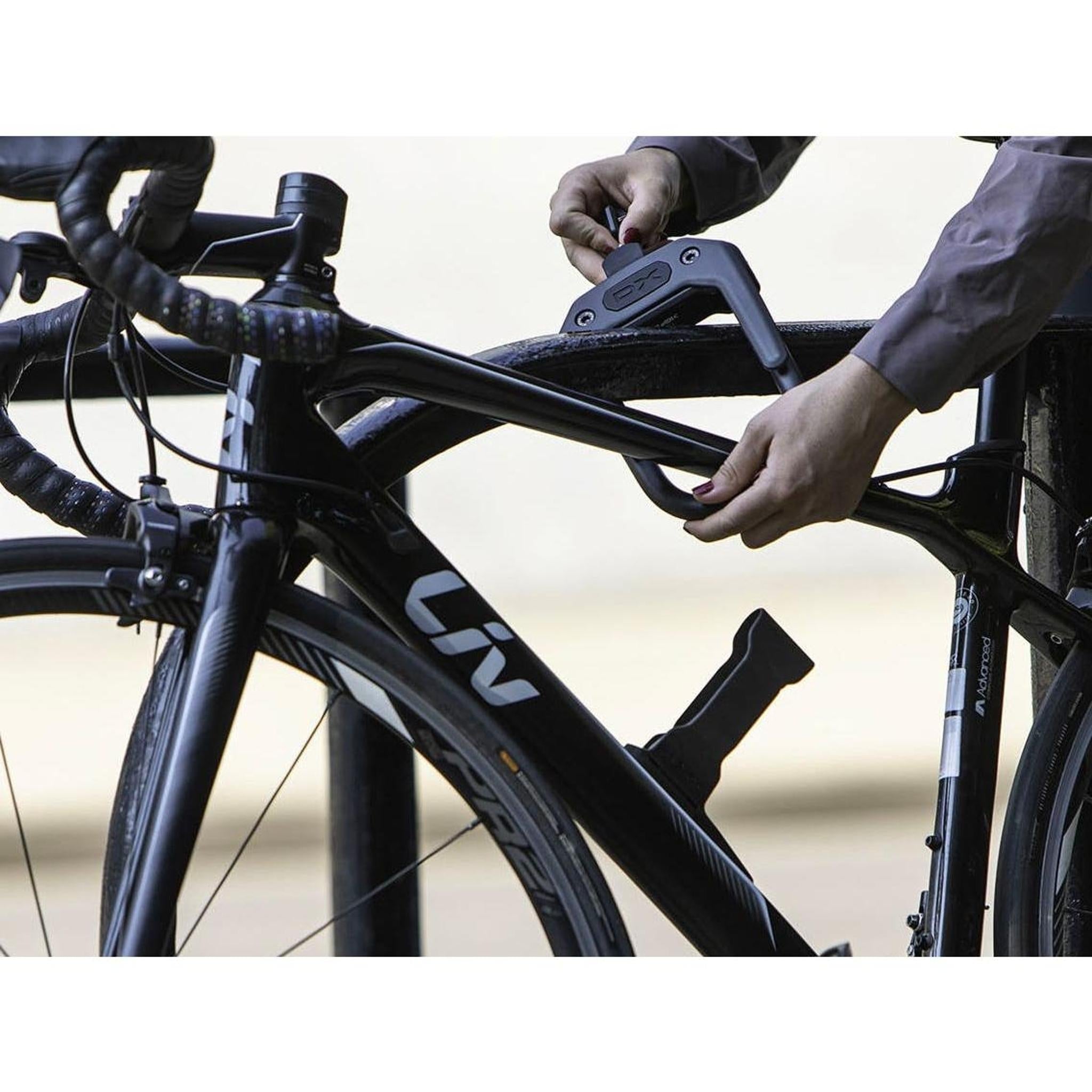 Hiplok DX Key D-Lock with Frame Clip Black