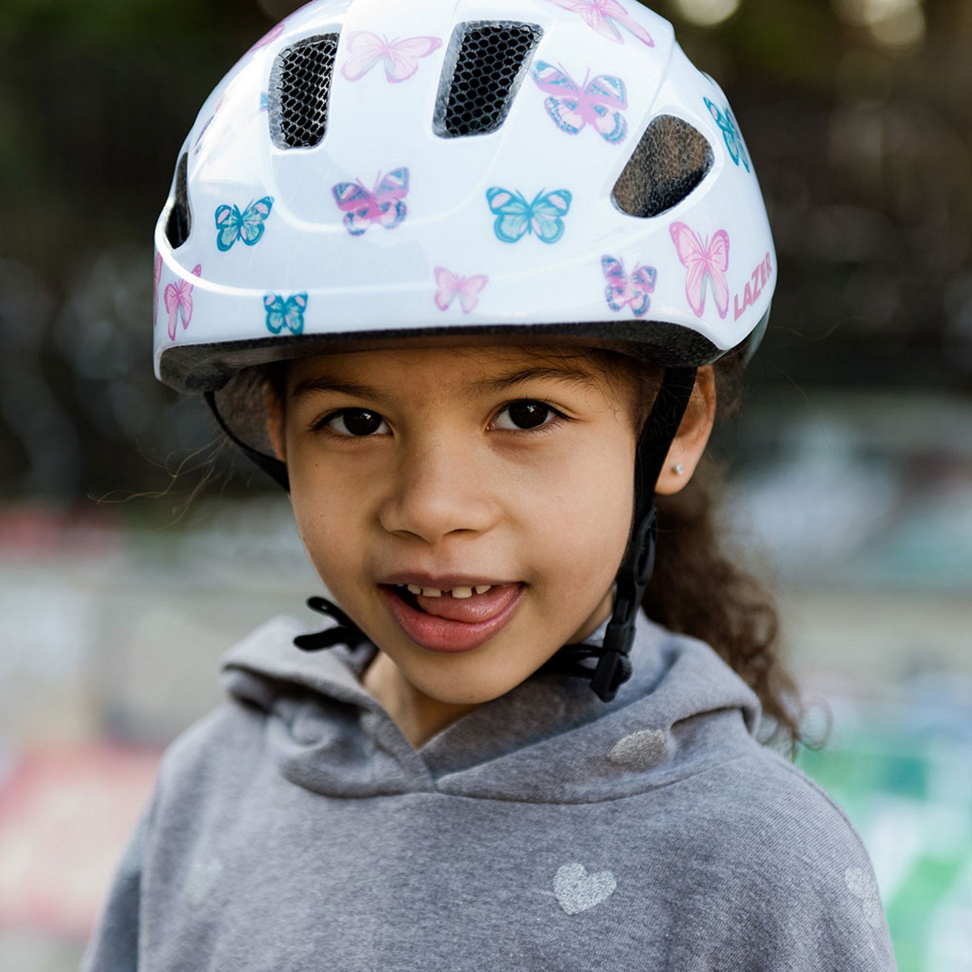 Lazer Nutz Kineticore Kid's Helmet Pink Butterflys