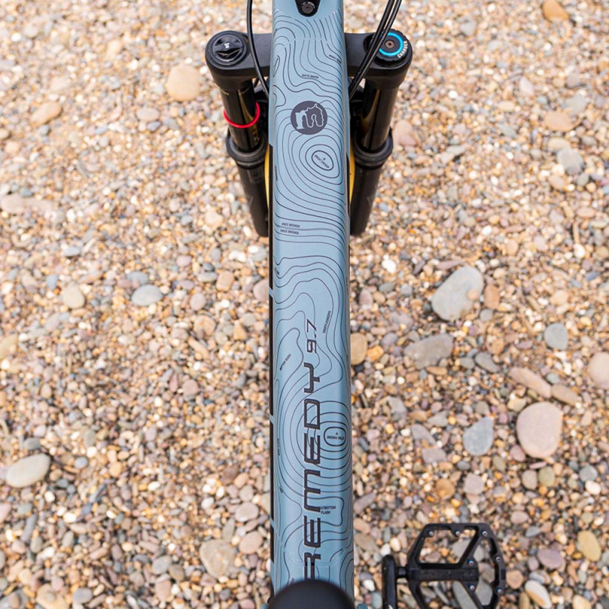 Mucky Nutz Frame Skinz Contours Gloss Finish