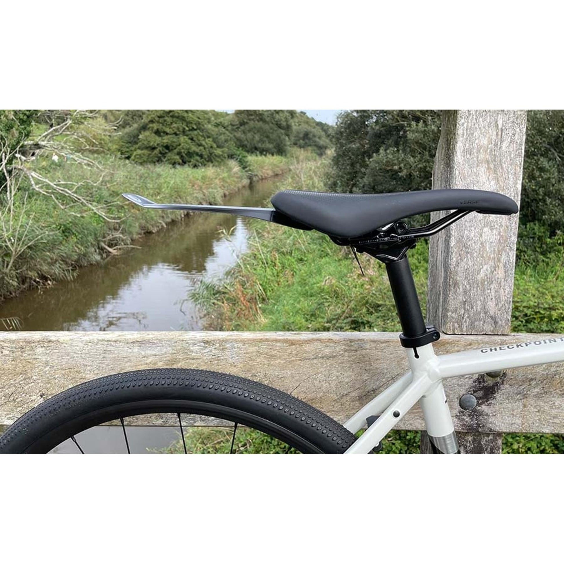 Mucky Nutz Mini Butt Fender Saddle Mounted Rear Mudguard Reflective