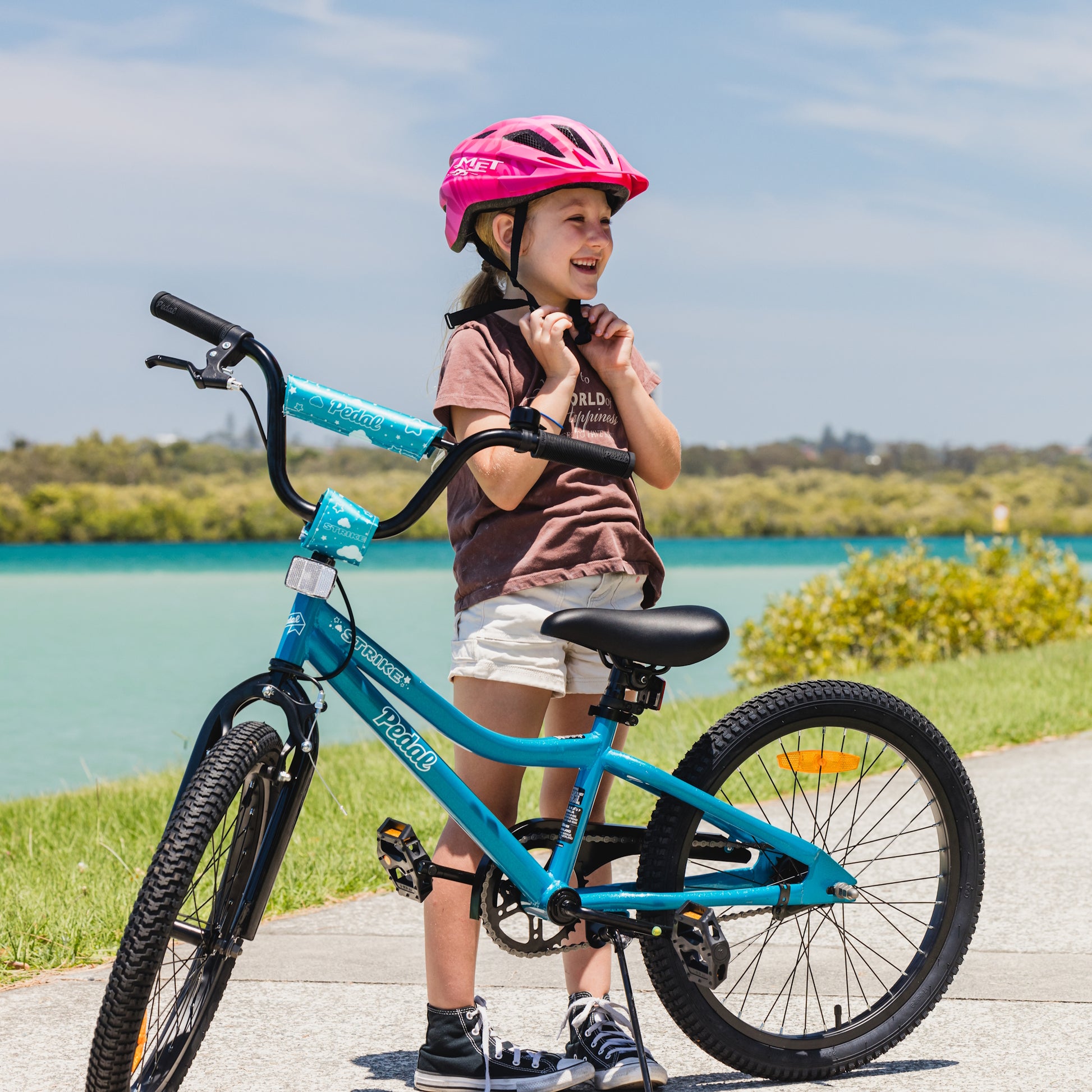 pedal strike Pedal Strike 20" Kids Bike Aqua – 99bikes.co.nz