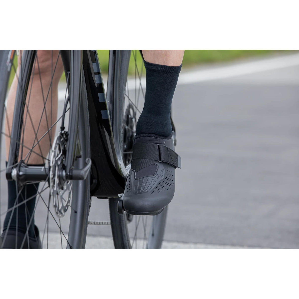 Shimano SH-RP102 ROAD SHOES Black