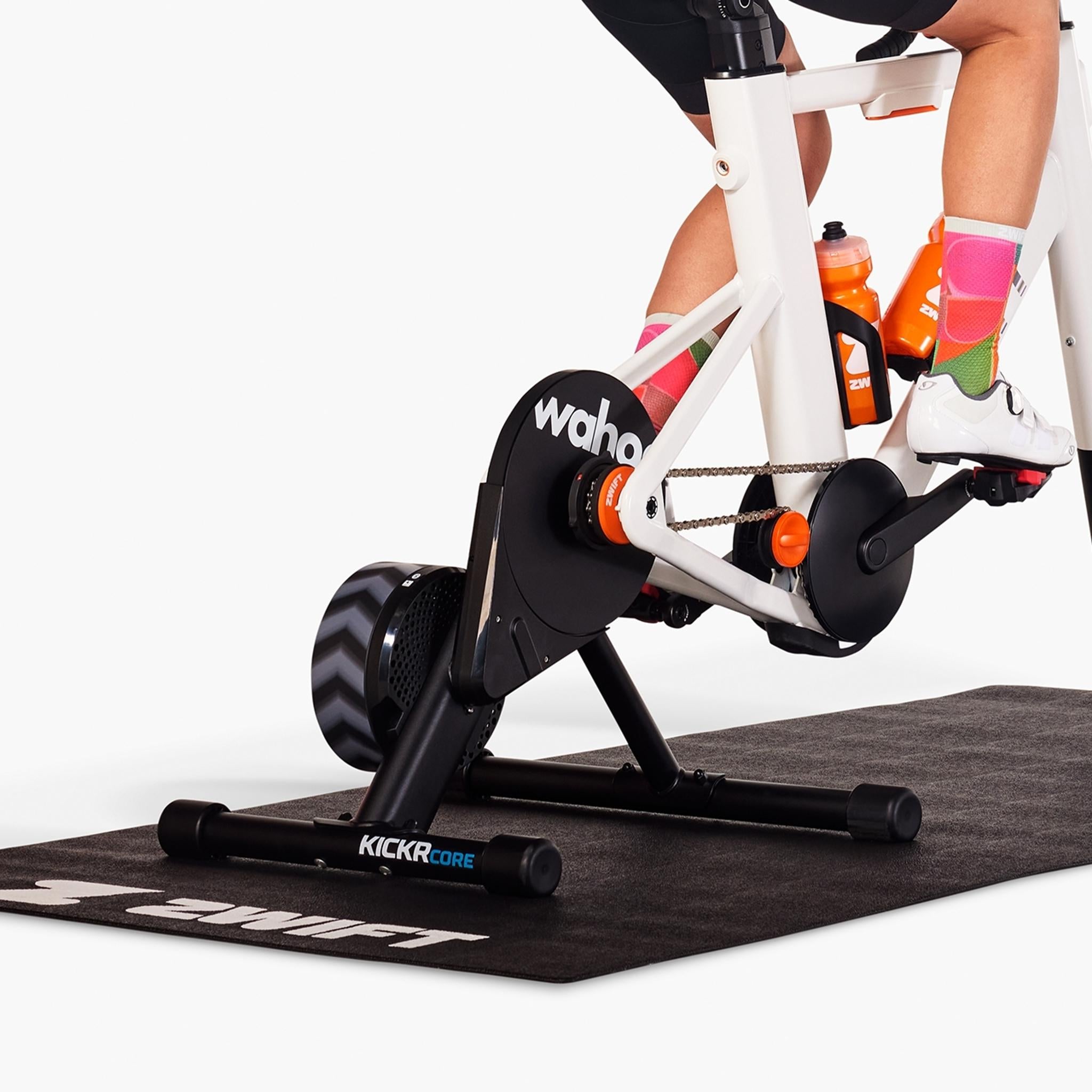 【美品】Zwift Rideセット ZWIFT UNVEILS LIMITED EDITION ZWIFT RIDE SMART FRAME TO