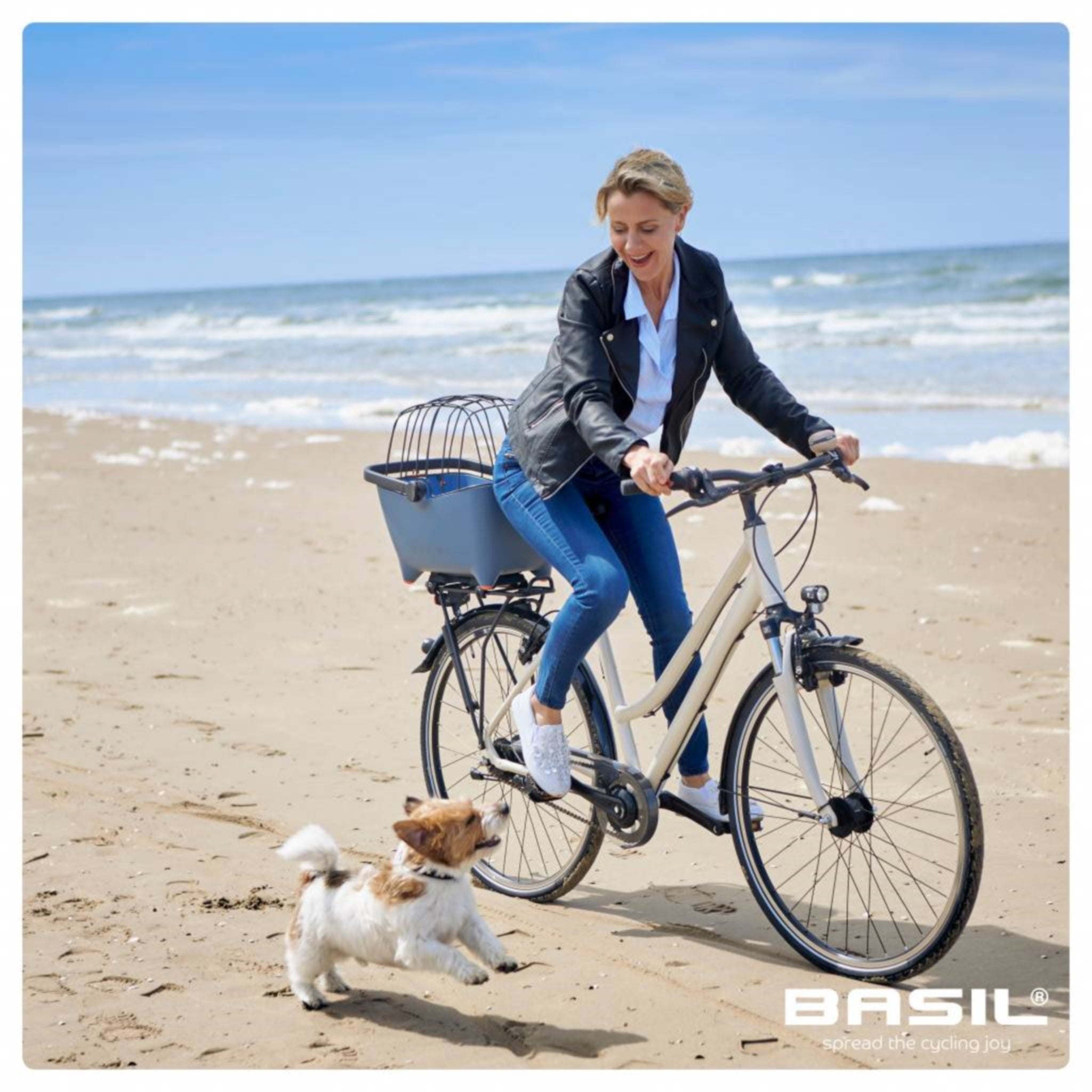 Basil Buddy Rear Bicycle Basket for Dogs