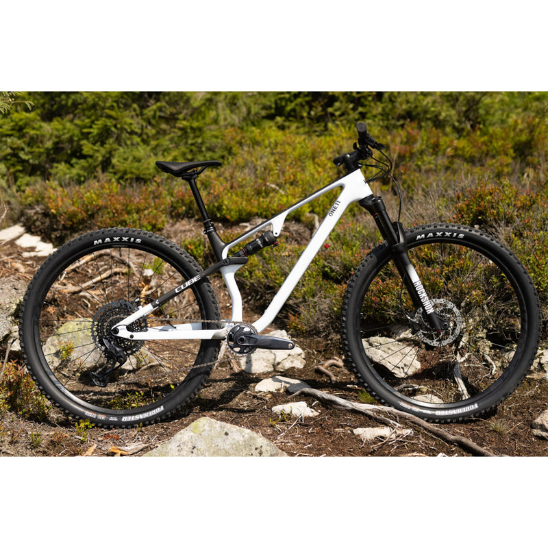 Cube AMS ONE11 C:68X Pro XC Race Bike Flash White 'n' Carbon