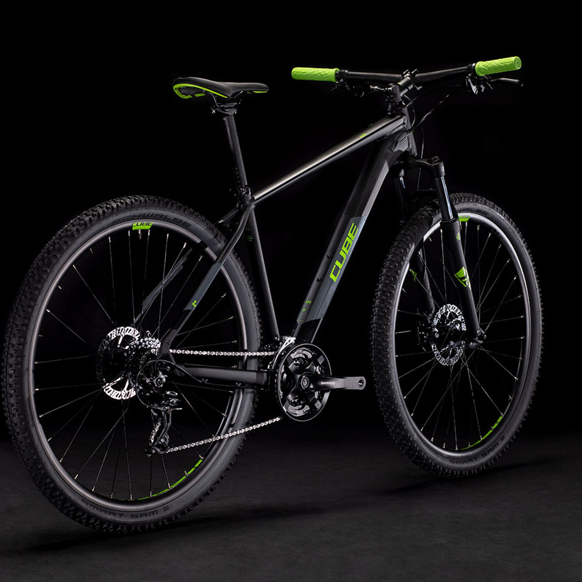 green black mountain bike