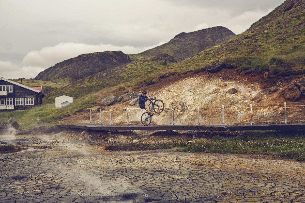 Marin Headlands 1 Gravel Bike Charcoal/Black/Orange