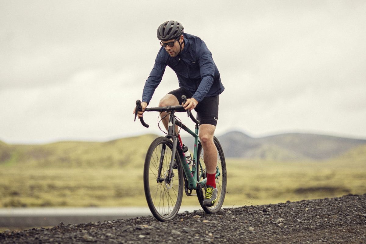 Marin Headlands 2 Gravel Bike Teal/Carbon/Magenta