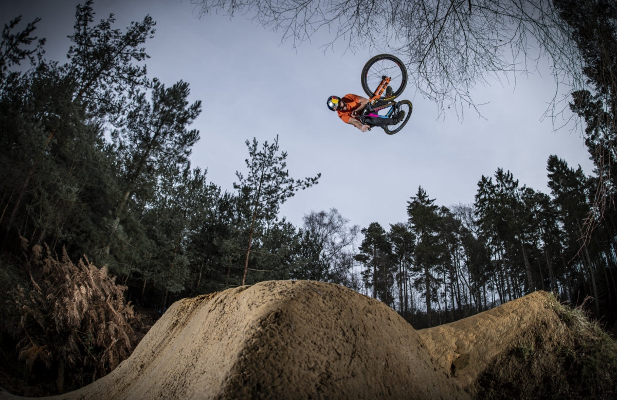 Marin Alcatraz Dirt Jump Bike Gloss Magenta Cyan Black 99bikes .nz