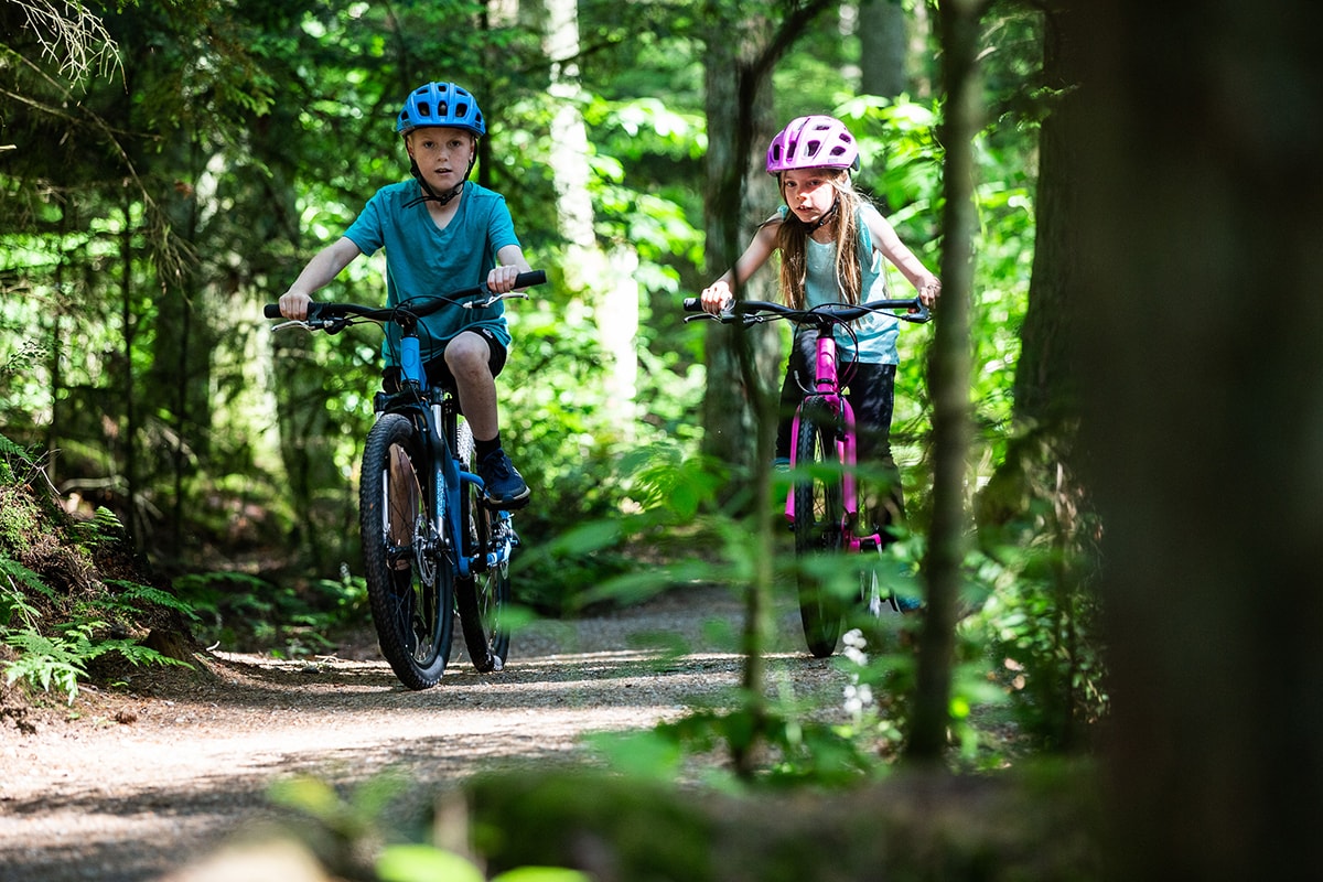 Norco Storm 2.1 20" Kids Mountain Bike Pink