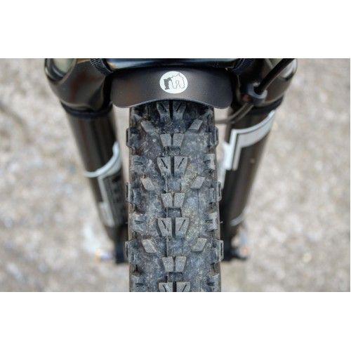 Mucky Nutz Guard Classic Face Fender Front Silver