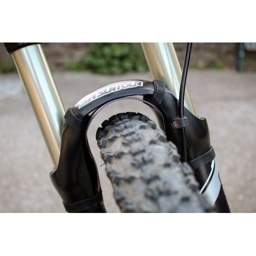 Mucky Nutz Guard Classic Face Fender Front Stealth Black/Black