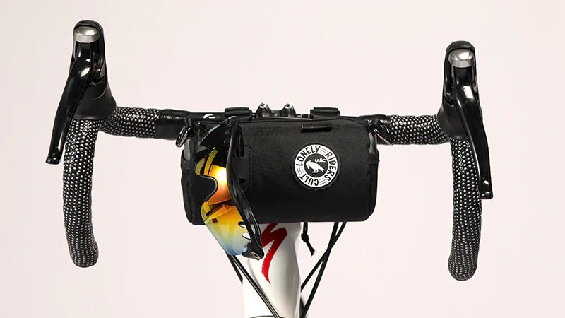 ULAC Handlebar Roll Bag 1.5L with Carabiner Black / Grey